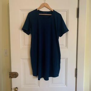Universal Standard tee shirt dress. EUC